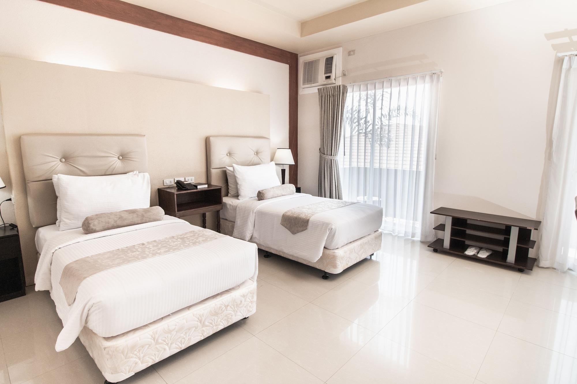 Hotel Dumaguete Dumaguete City Ngoại thất bức ảnh