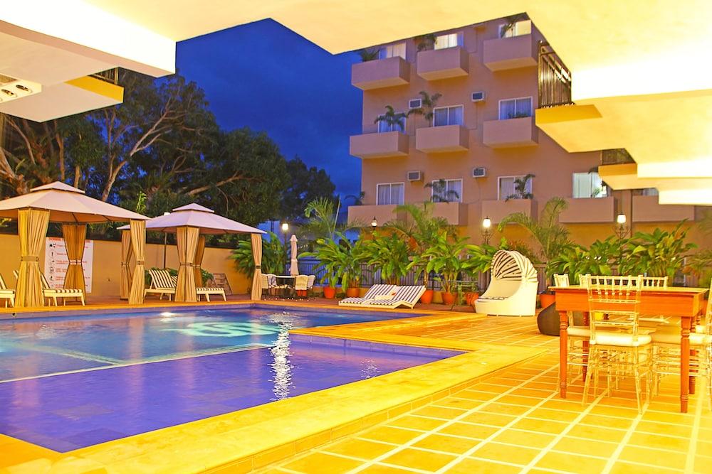 Hotel Dumaguete Dumaguete City Ngoại thất bức ảnh