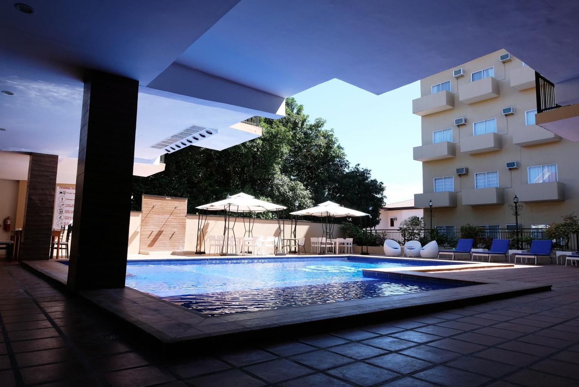 Hotel Dumaguete Dumaguete City Ngoại thất bức ảnh